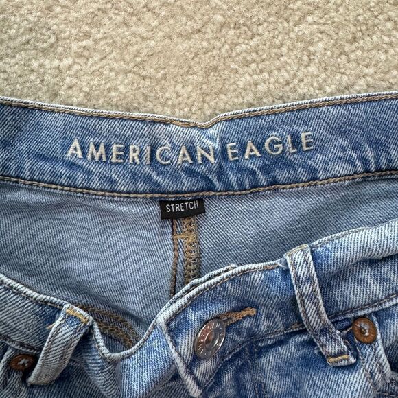 Women’s American Eagle Stretch High Waisted Denim Shorts Sz 8 - Picture 2 of 4
